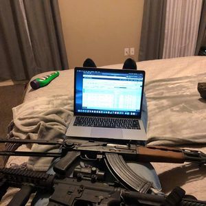 Meet your Posher, Adolfo